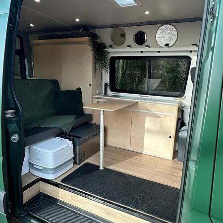 Mercedes Sprinter Camper Arbor Kemp *